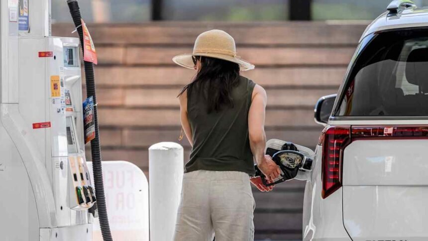Refining crunch keeps fuel prices high as crude retreats